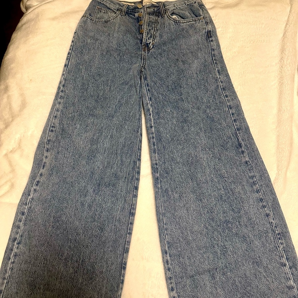 Universal Thread 28” inseam
